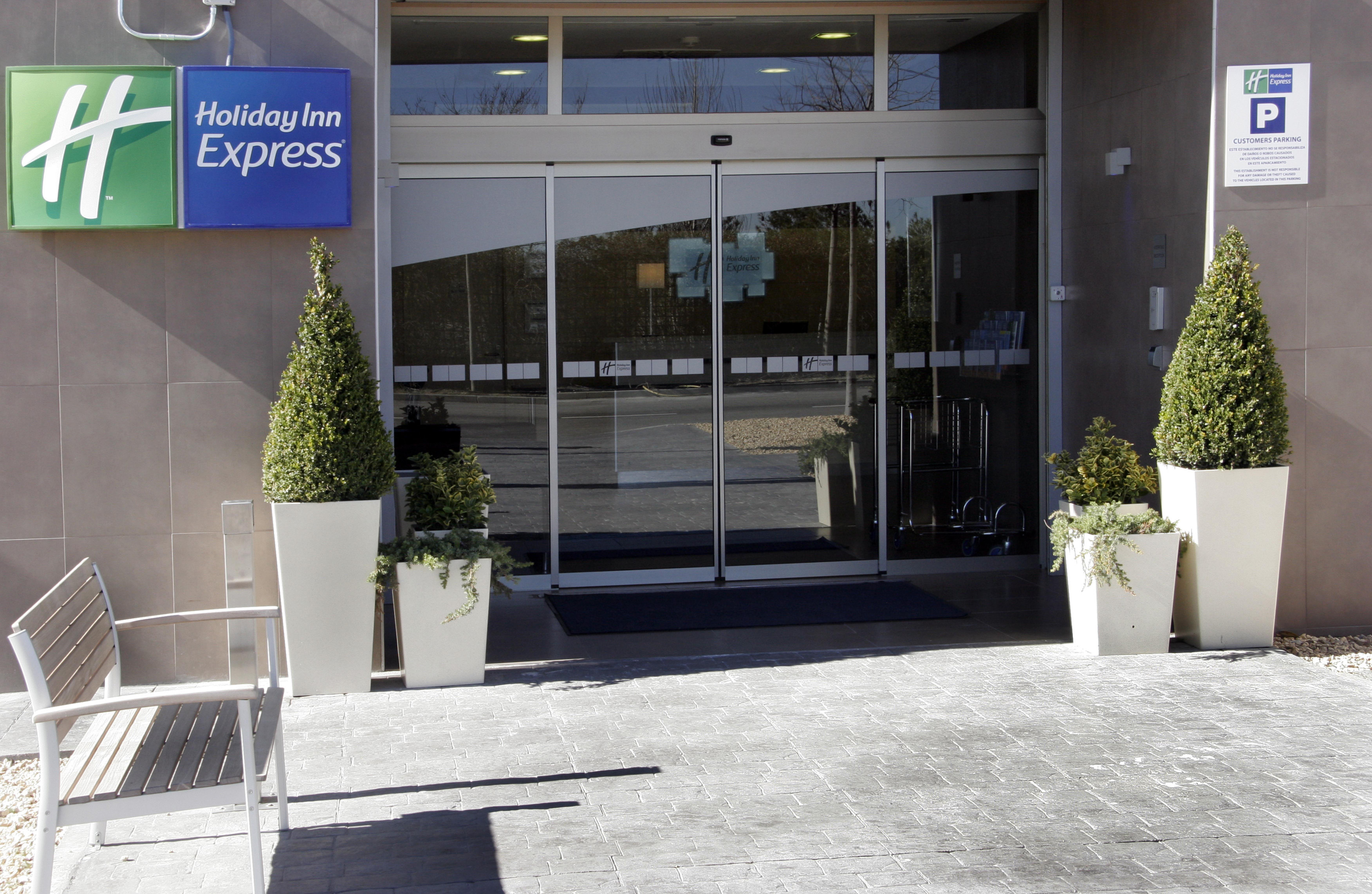 Holiday Inn Express Madrid-Getafe By Ihg Exterior foto